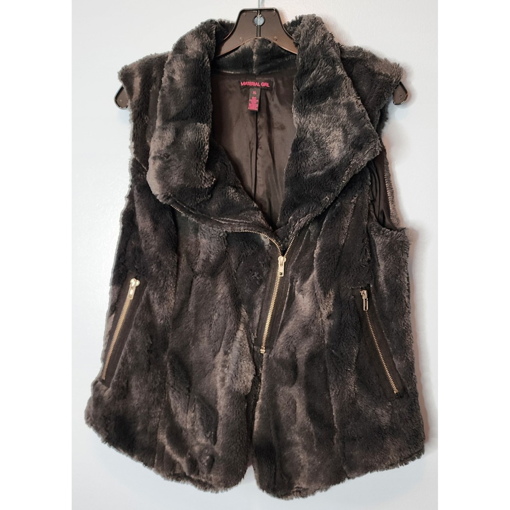Material Girl Faux Fur Vest Womens‎ XL Gray Juniors Zip Pockets Cozy HTF